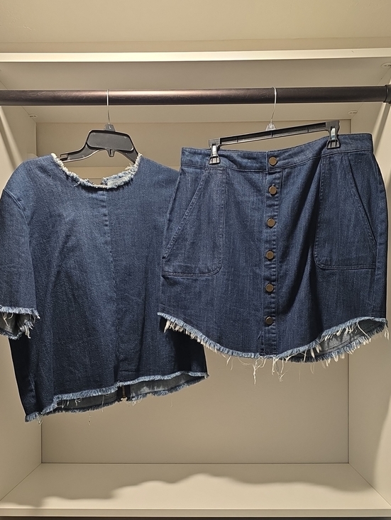 RACHEL Rachel Roy Dresses & Skirts - RACHEL Rachel Roy Dark Blue Denim Top & Button-Front Skirt Set